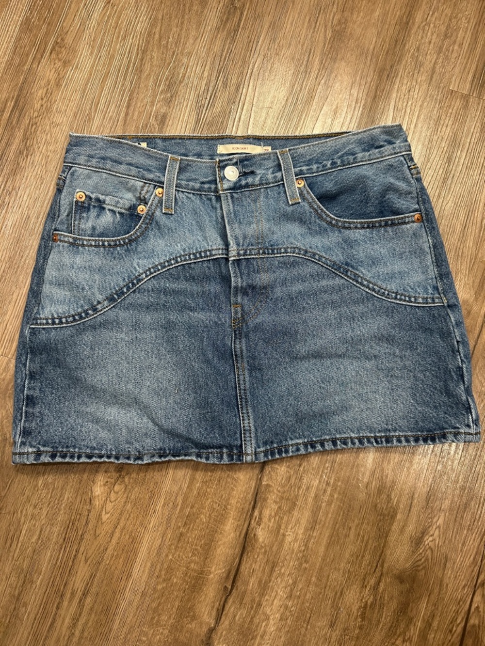 Levi’s Western Style Denim Mini Skirt